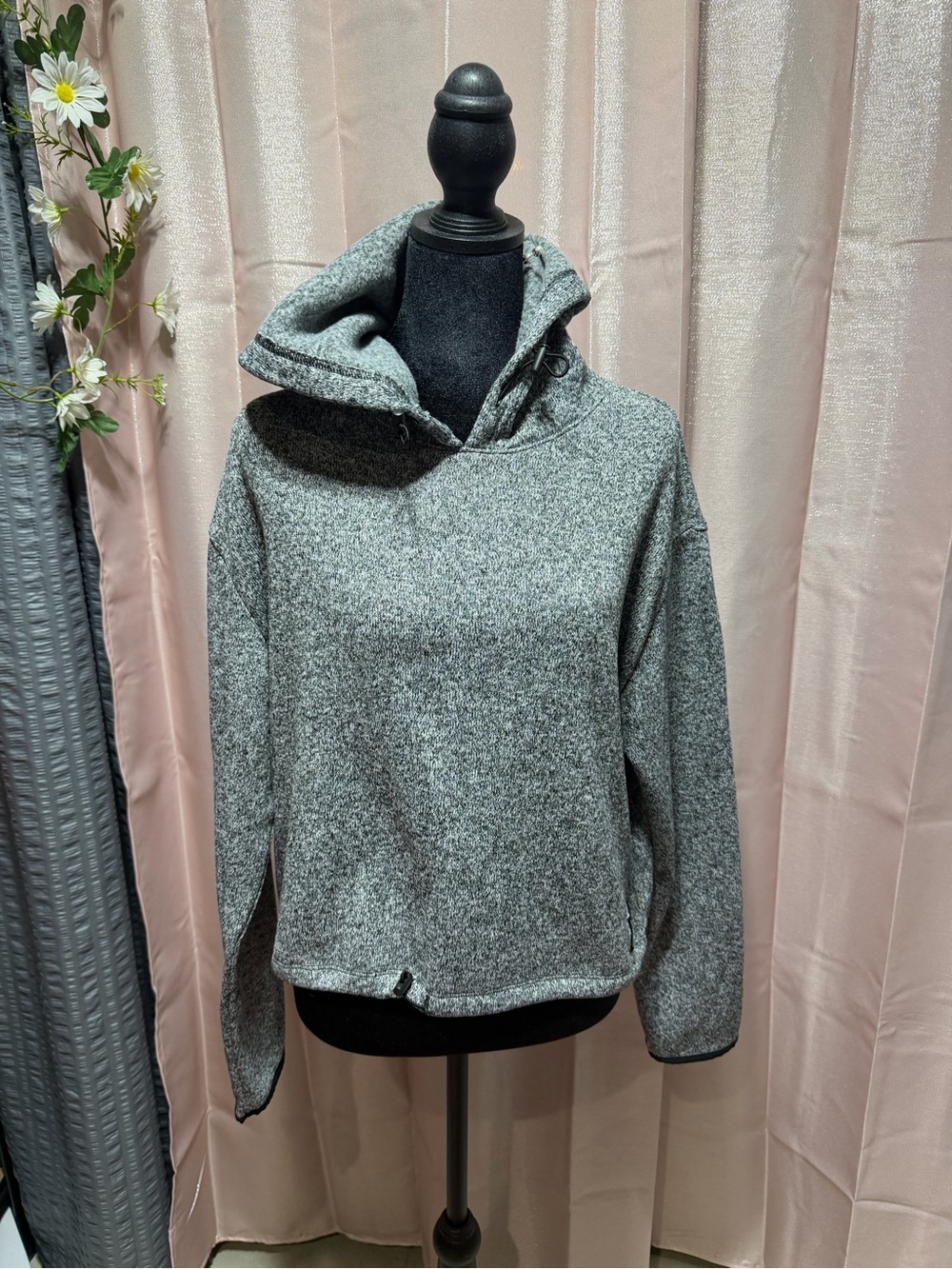 PINK Victoria's Secret Cropped women's Gray Hoodie Sweater